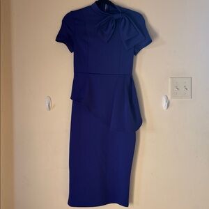 Elegant Blue Dress with Bow Detail